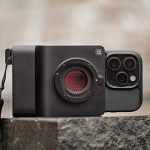 Load image into Gallery viewer, Caira body + lens - Black
